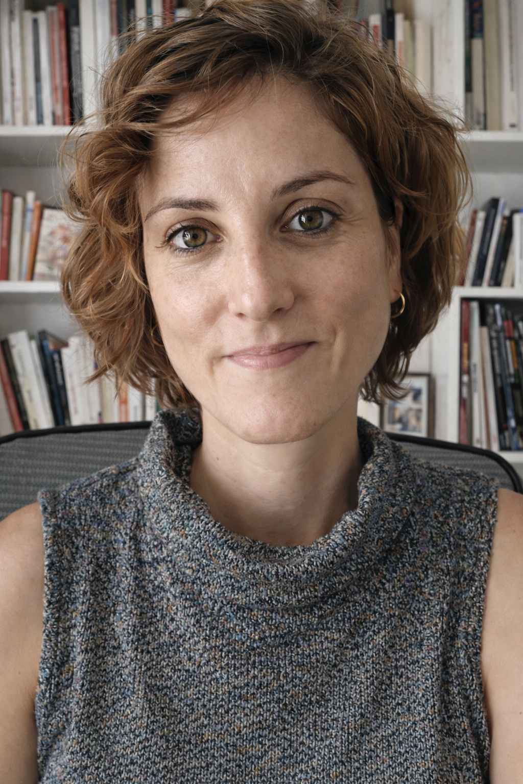 Agente literaria, editora y tutora de proyectos.